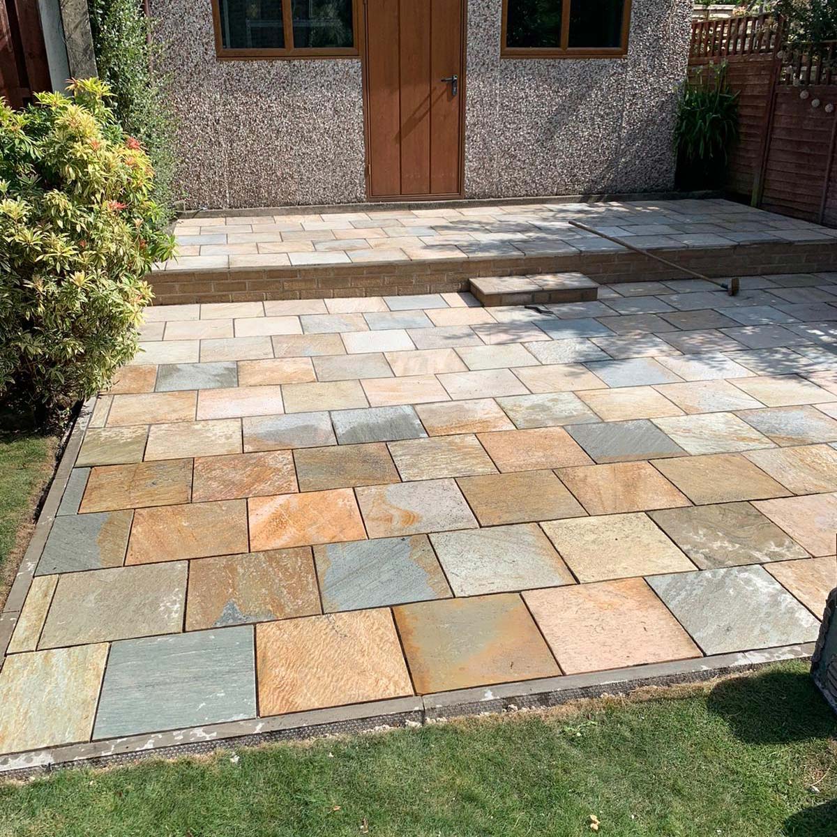 Rivened Oyster Floor & Wall Slate